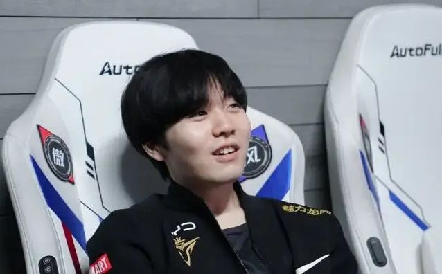 4个团体和 4个团体和