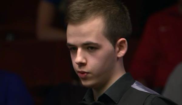 在这个紧张 在这个紧张